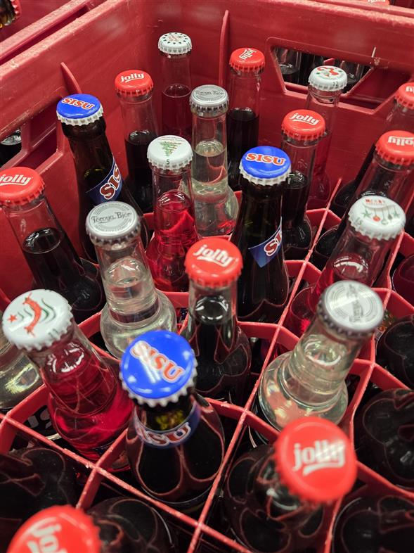 PLU 12 FØROYA BJÓR KASSI